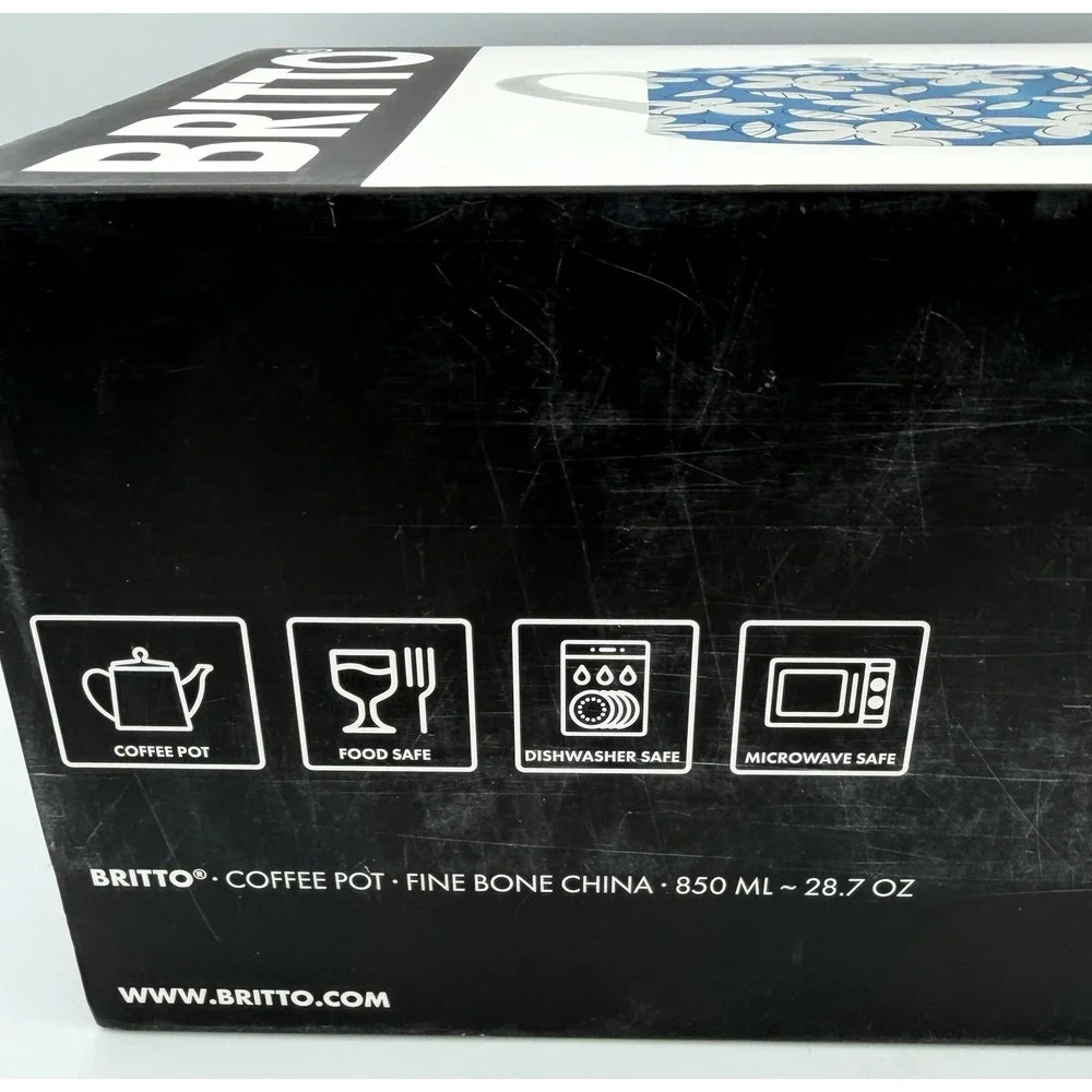 Romero Britto Bone China Tea Pot Coffee w/ Lid Blue & White Flowers 28.7 Oz New